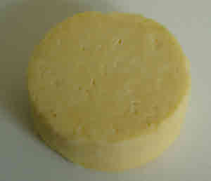 házi készítésű Cheddar sajt